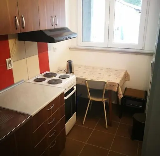 Cozy For Short Term Rent. *